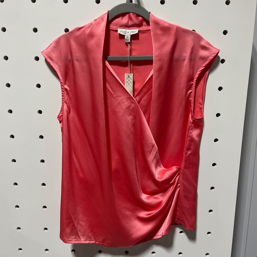 She & Sky NWT coral blouse size s